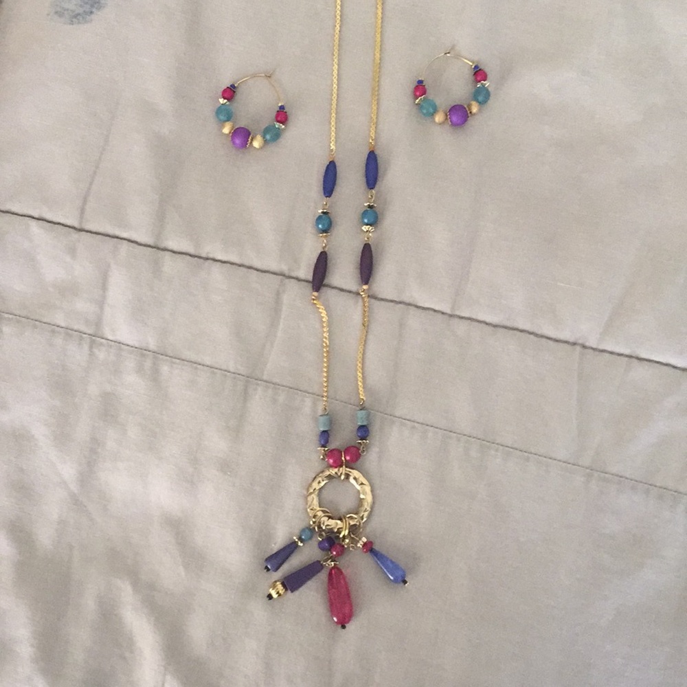 Beautiful necklace&earring set